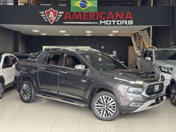 FIAT TORO 2.0 16V TURBO DIESEL RANCH 4WD AT9 FIAT TORO 2.0 16V TURBO DIESEL RANCH 4WD AT9